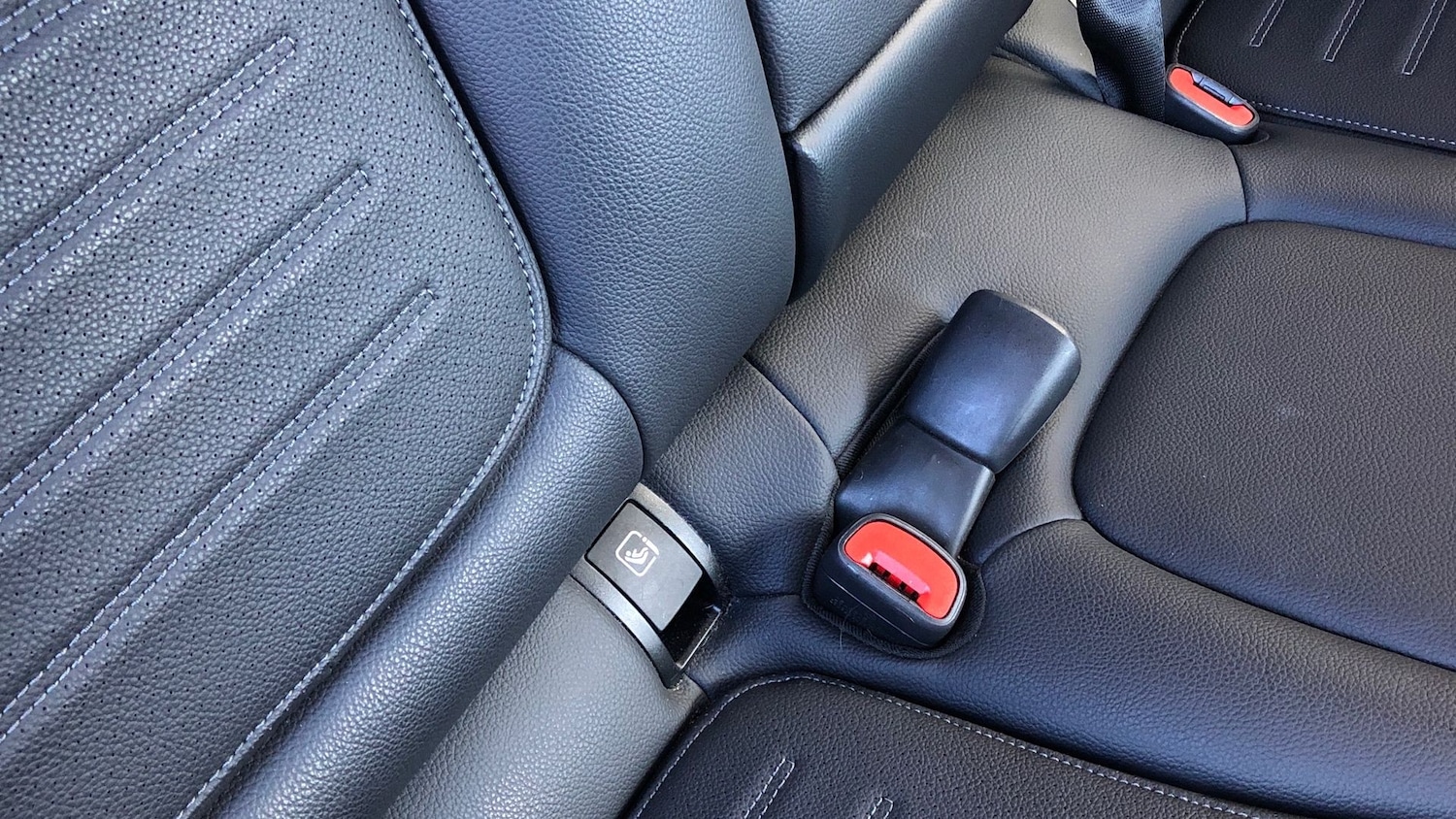 Used Mercedes-Benz GLC 2023 for sale - 76682470: Photo 22