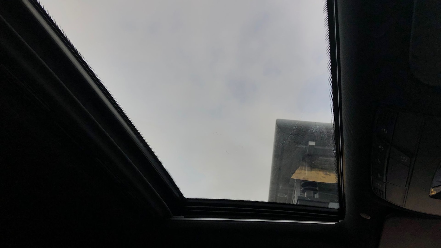 Used Mercedes-Benz EQC 2022 for sale - 77201663: Photo 40