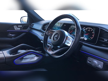 Used Mercedes-Benz GLE 2023 for sale - 77691997: Photo