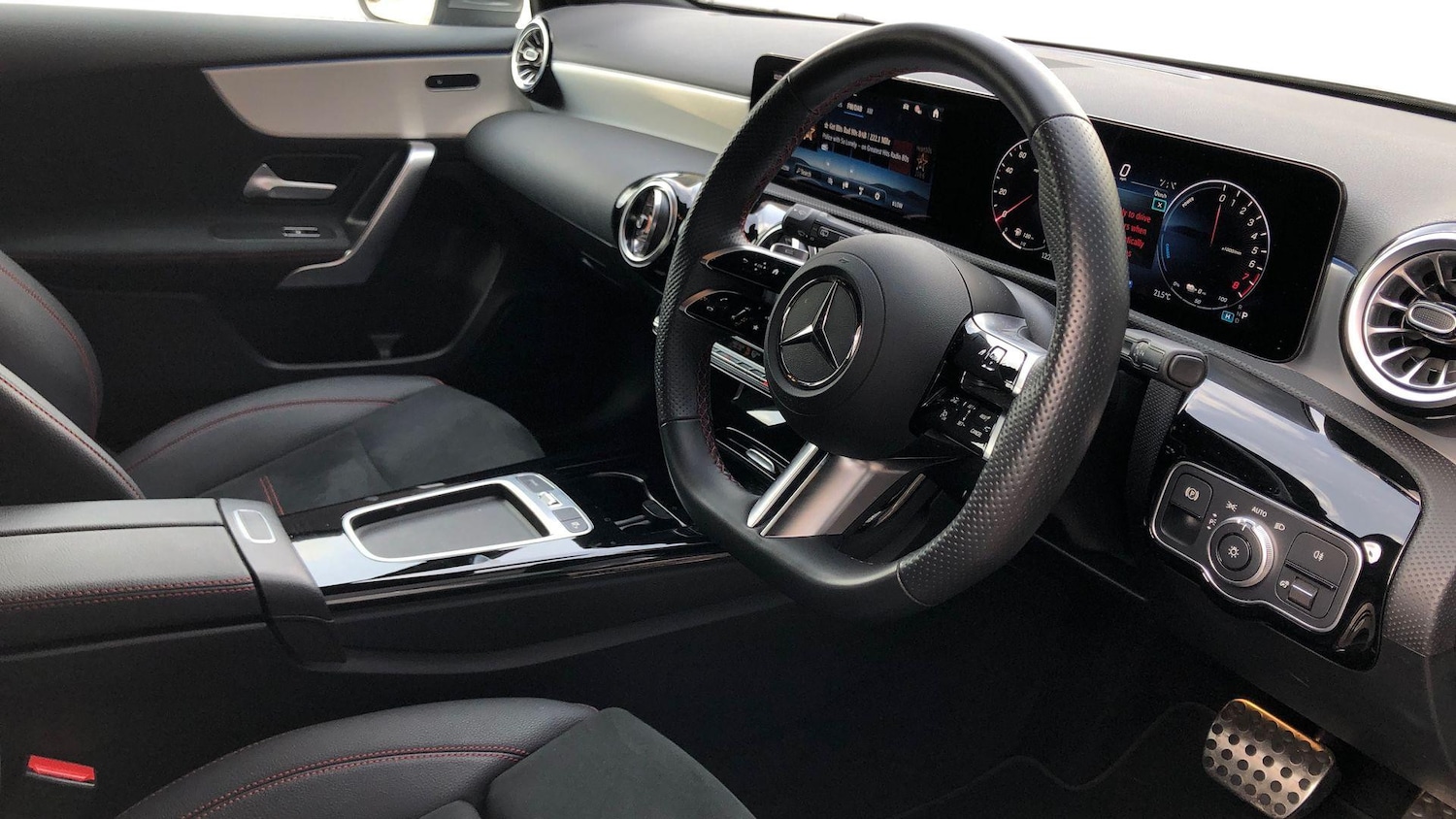 Used Mercedes-Benz A-Class 2024 for sale - 76413820: Photo 3