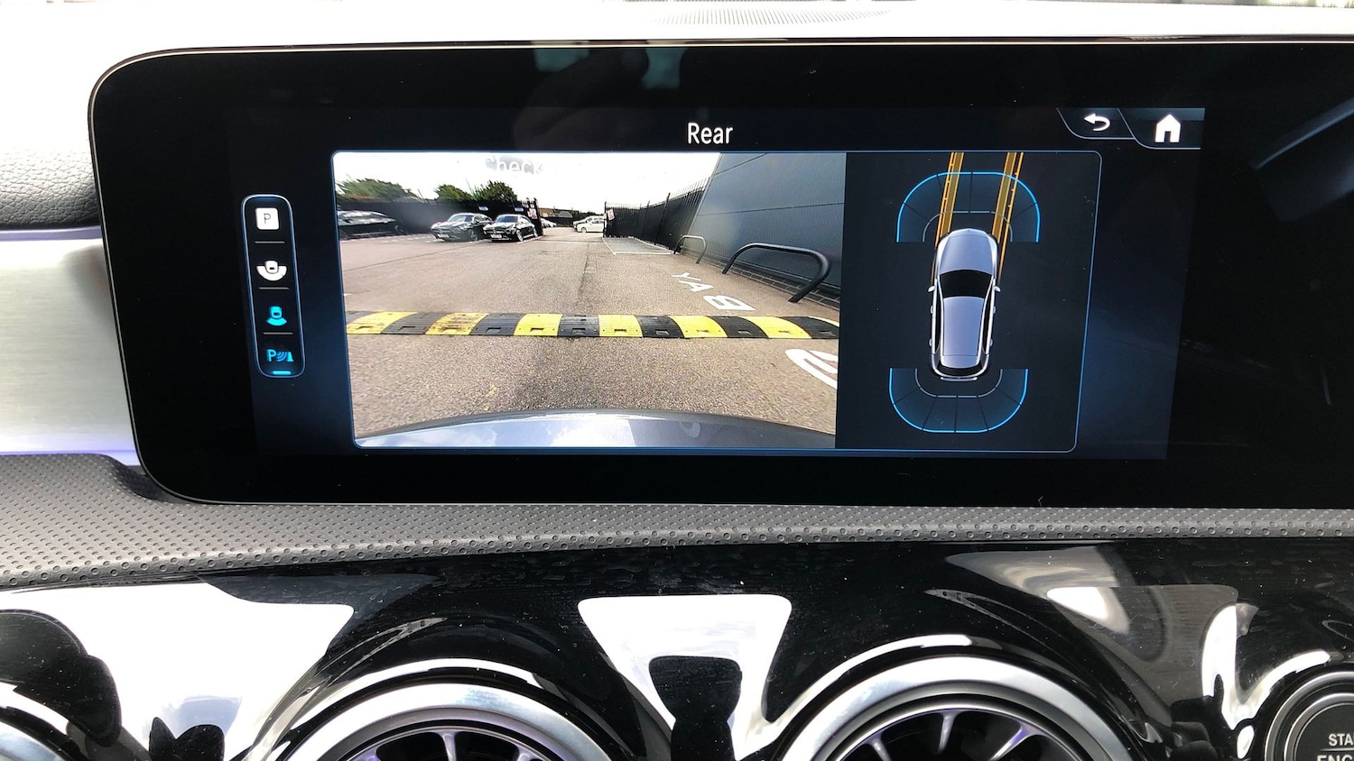 Used Mercedes-Benz A-Class 2024 for sale - 76413820: Photo 33