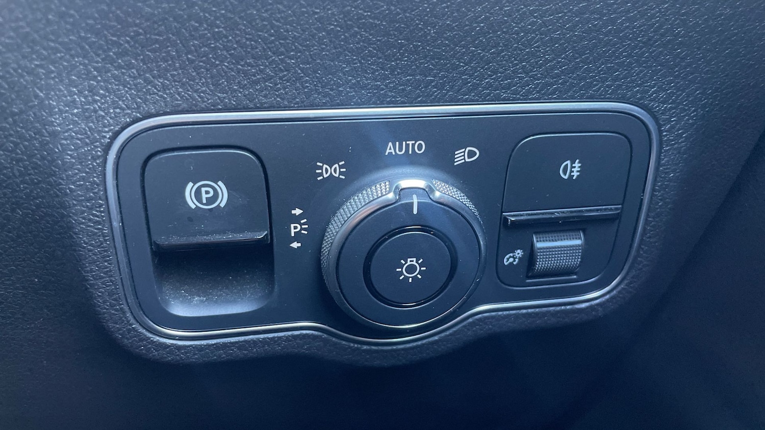 Used Mercedes-Benz GLB 2022 for sale - 76627515: Photo 34