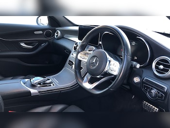 Used Mercedes-Benz C Class 2019 for sale - 77357610: Photo