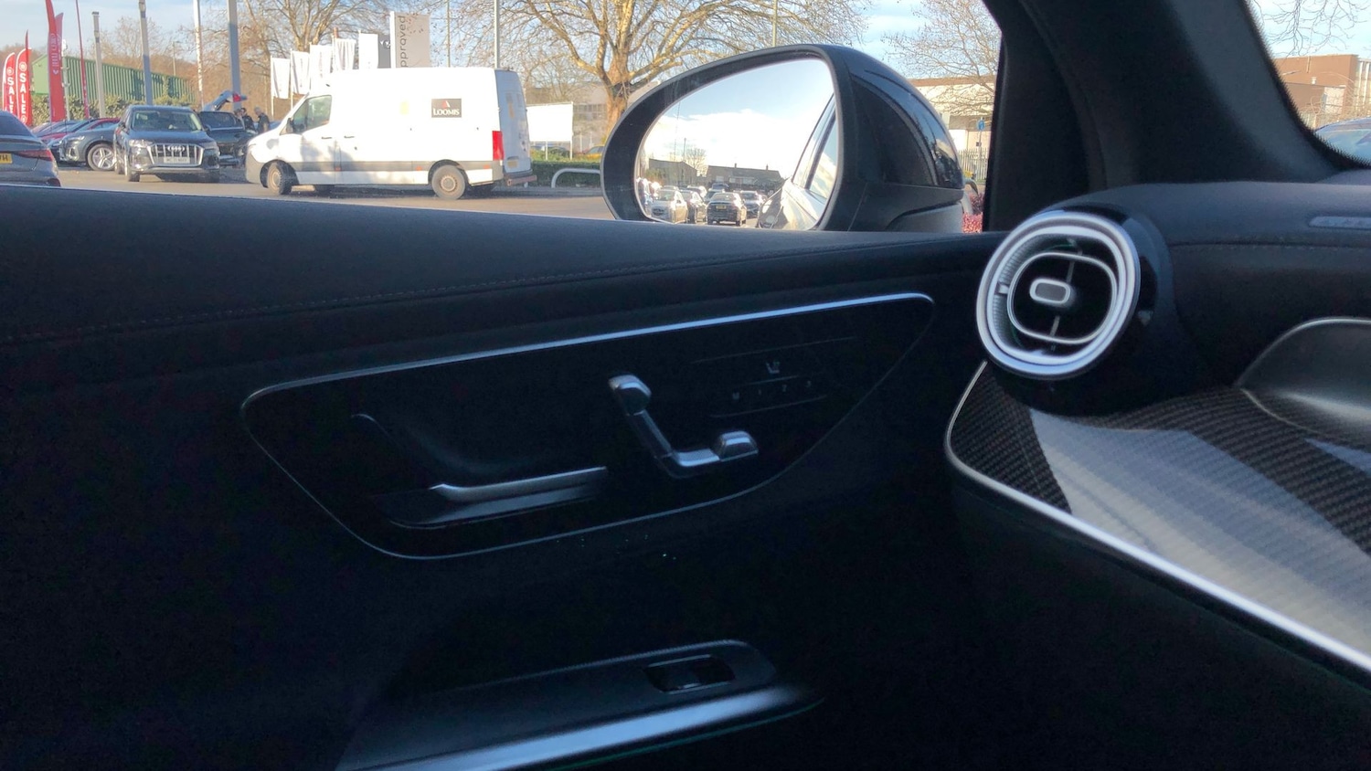 Used Mercedes-Benz GLC 2024 for sale - 77182275: Photo 24