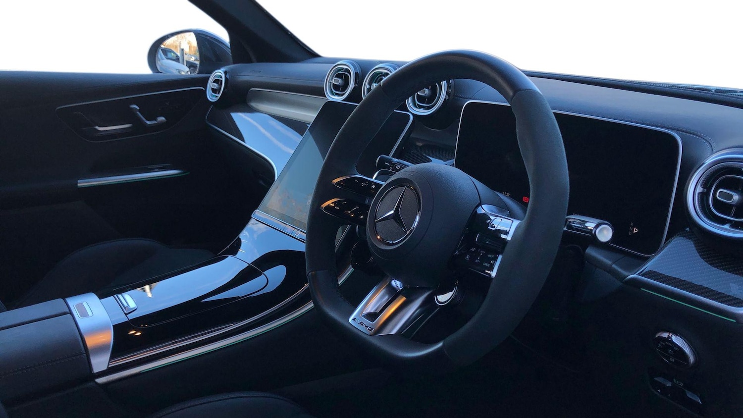 Used Mercedes-Benz GLC 2024 for sale - 77182275: Photo 3