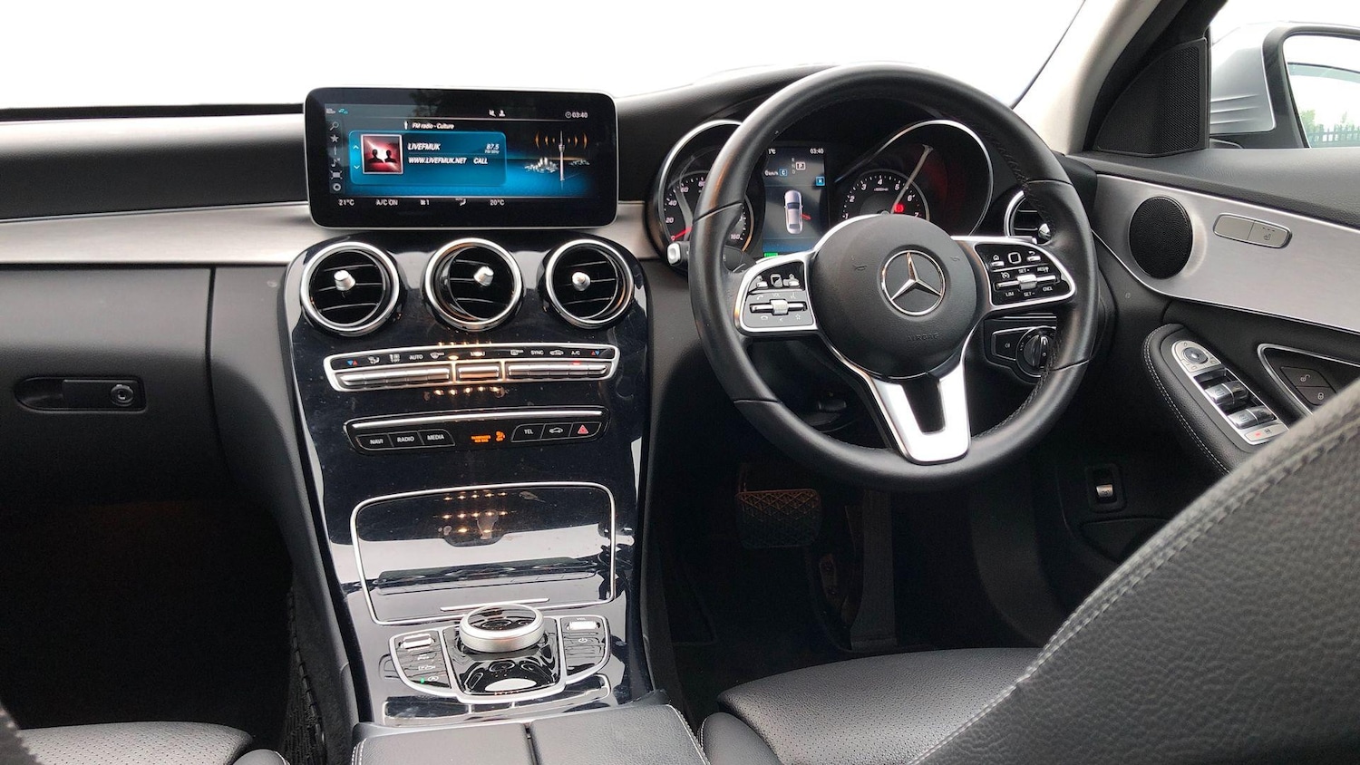 Used Mercedes-Benz C Class 2019 for sale - 76413825: Photo 10