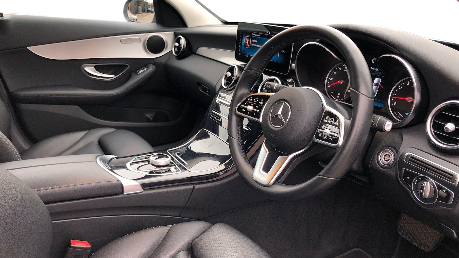 Used Mercedes-Benz C Class 2019 for sale - 76413825: Photo 3