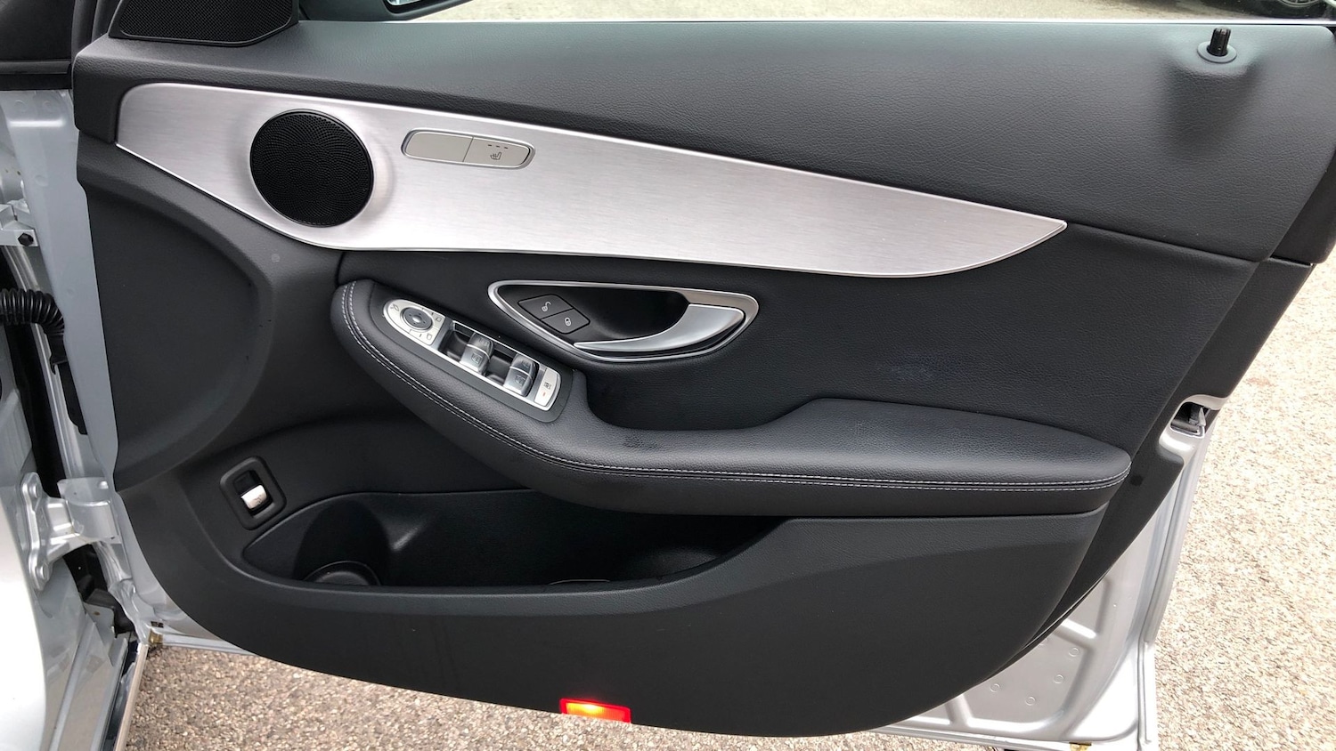 Used Mercedes-Benz C Class 2019 for sale - 76413825: Photo 30