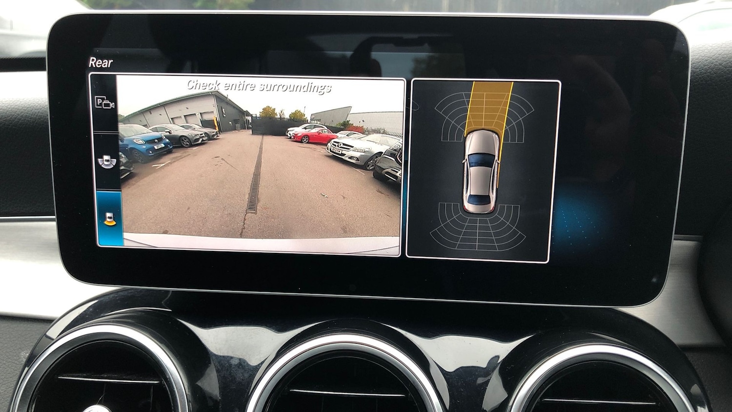 Used Mercedes-Benz C Class 2019 for sale - 76413825: Photo 31