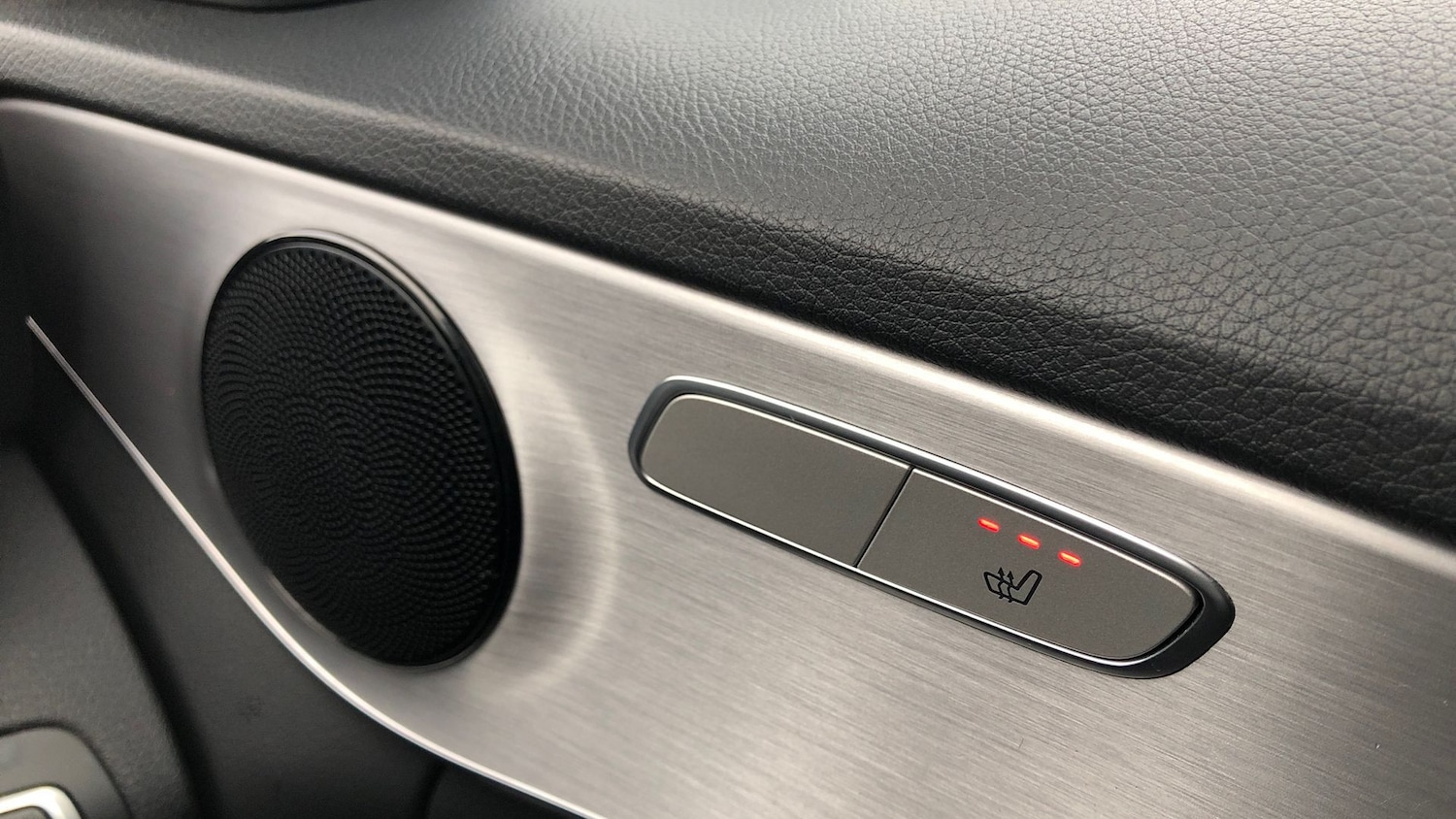 Used Mercedes-Benz C Class 2019 for sale - 76413825: Photo 35