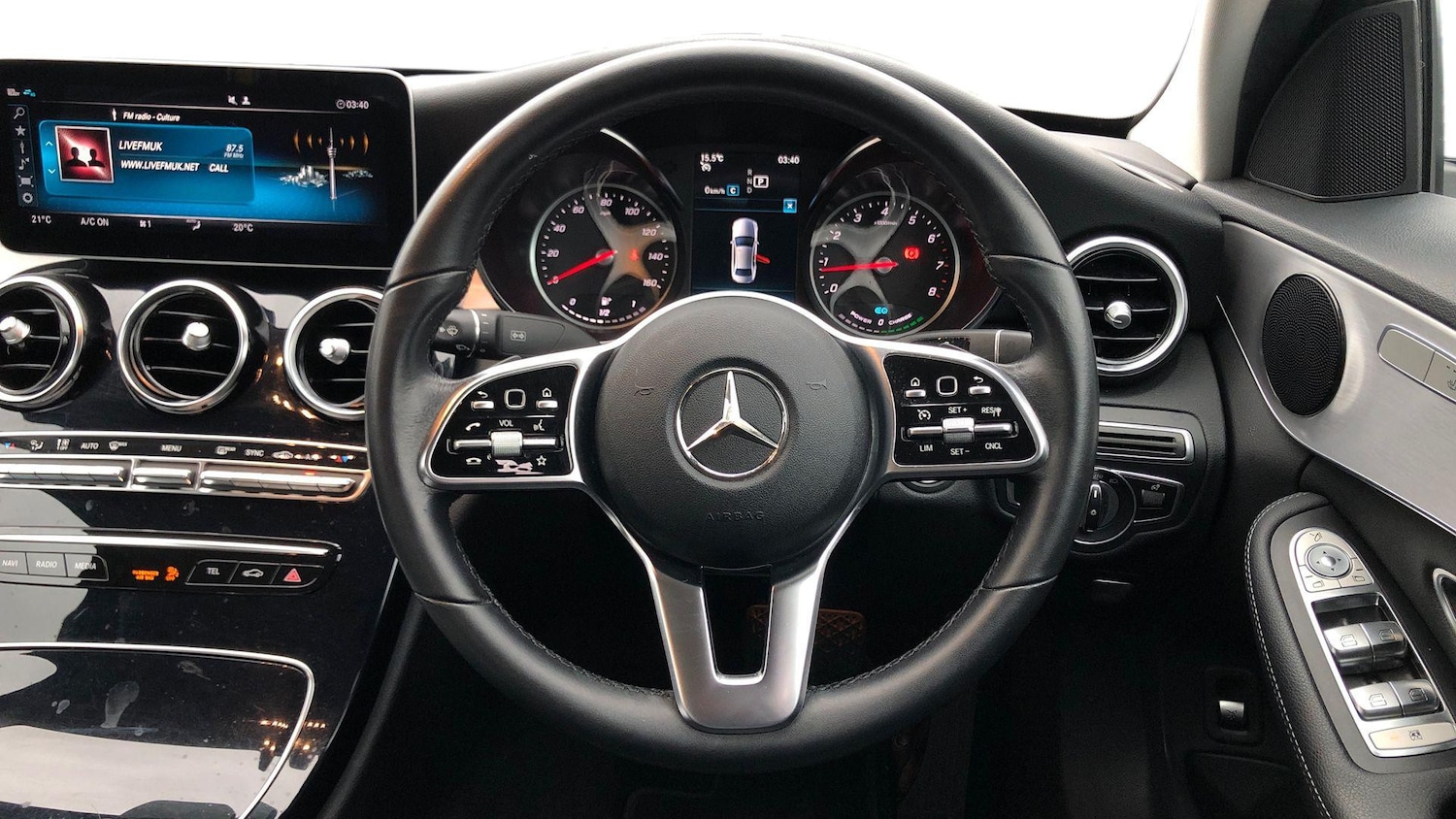 Used Mercedes-Benz C Class 2019 for sale - 76413825: Photo 9