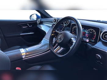 Used Mercedes-Benz GLC 2023 for sale - 77368306: Photo