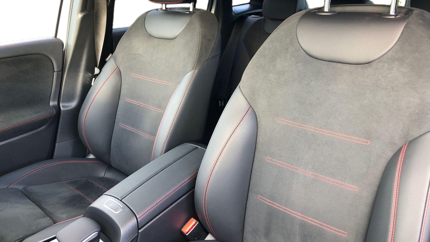 Used Mercedes-Benz EQA 2021 for sale - 76863117: Photo 11