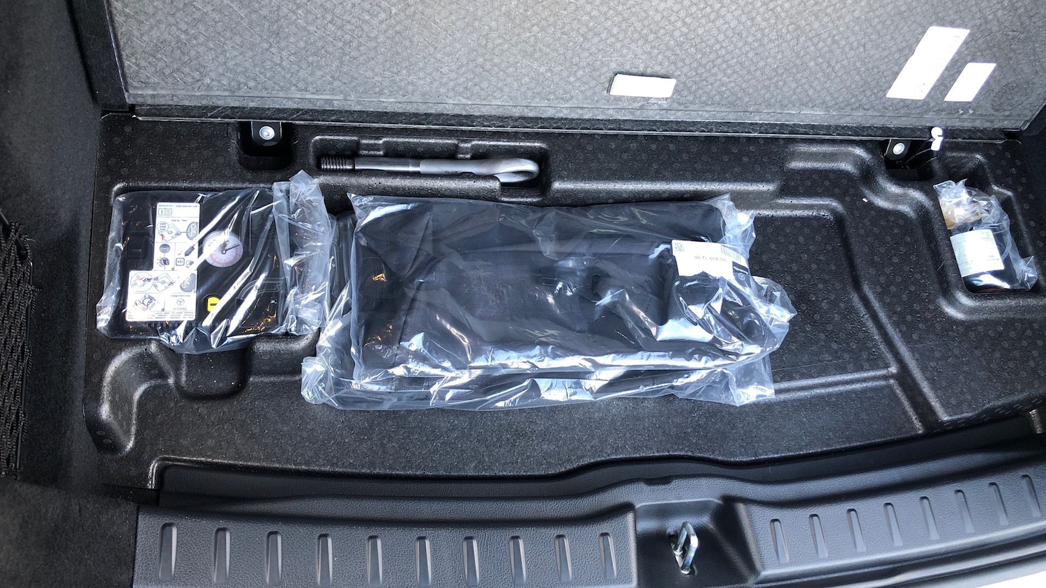 Used Mercedes-Benz EQA 2021 for sale - 76863117: Photo 25