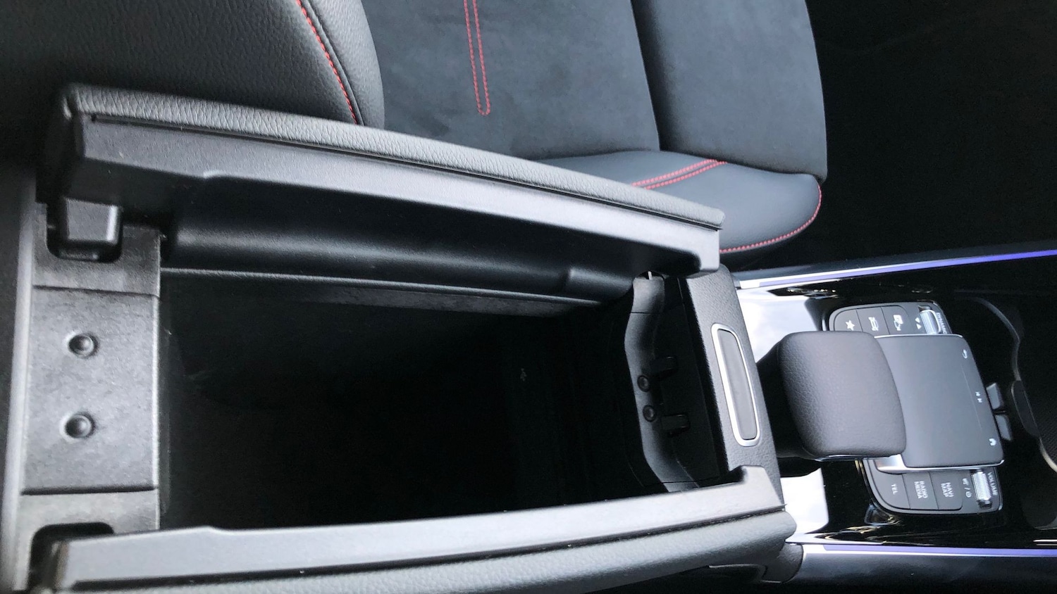 Used Mercedes-Benz EQA 2021 for sale - 76863117: Photo 39