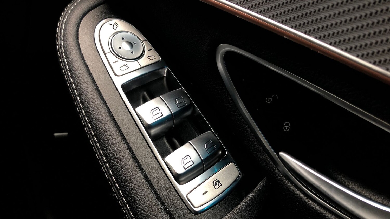 Used Mercedes-Benz EQC 2021 for sale - 76455697: Photo 40