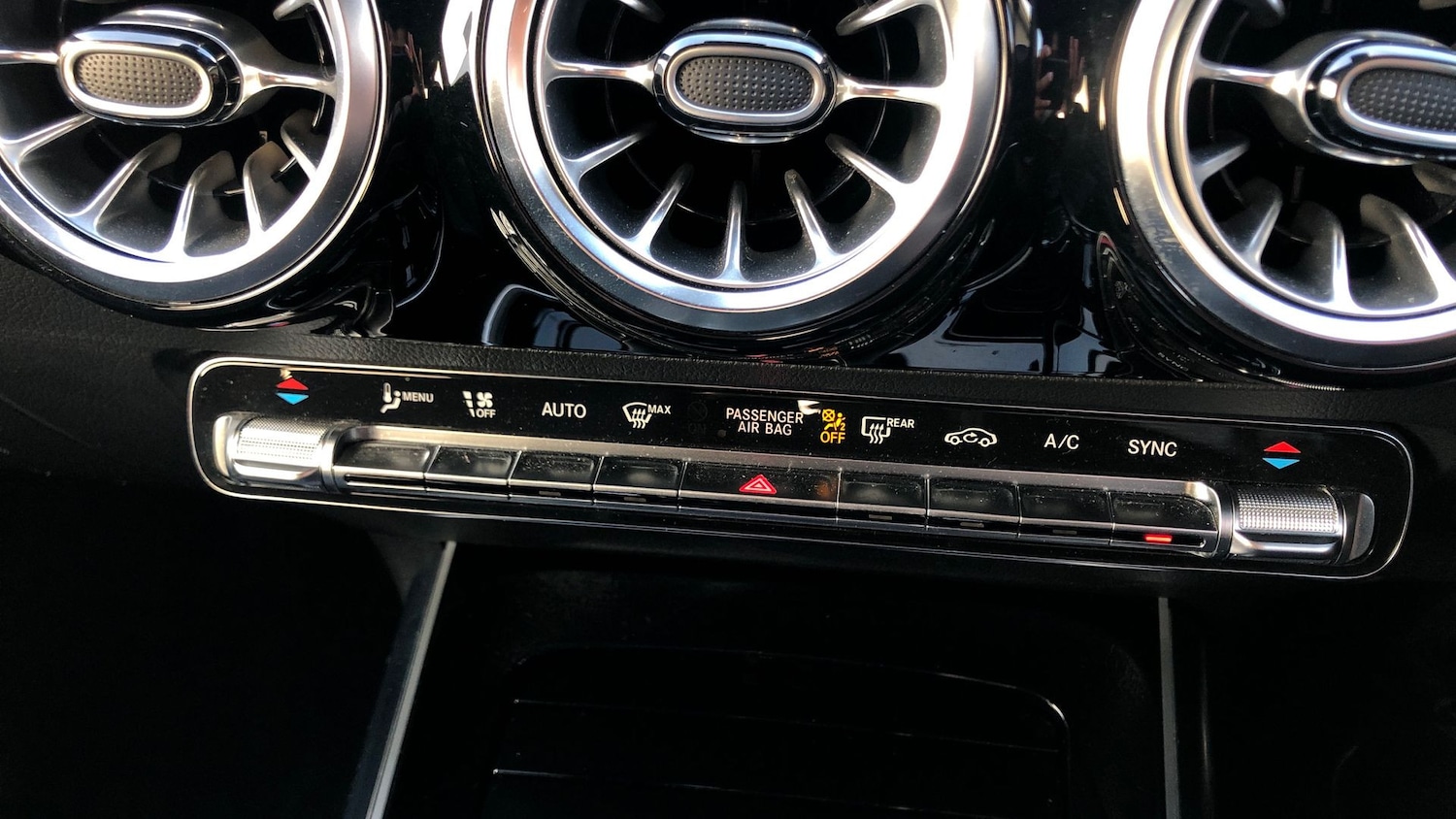 Used Mercedes-Benz GLA 2023 for sale - 77404707: Photo 28