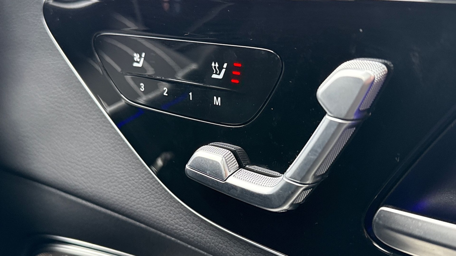 Used Mercedes-Benz GLC 2024 for sale - 77582416: Photo 32