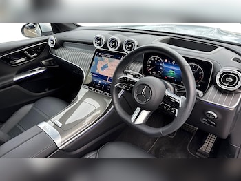 Used Mercedes-Benz GLC 2024 for sale - 77582416: Photo