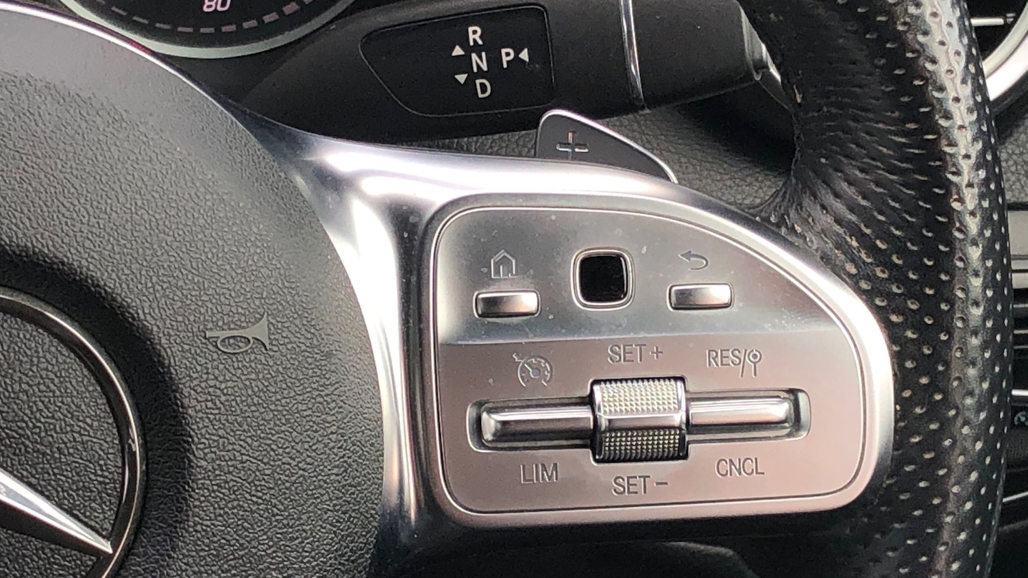 Used Mercedes-Benz GLC 2020 for sale - 76685582: Photo 24