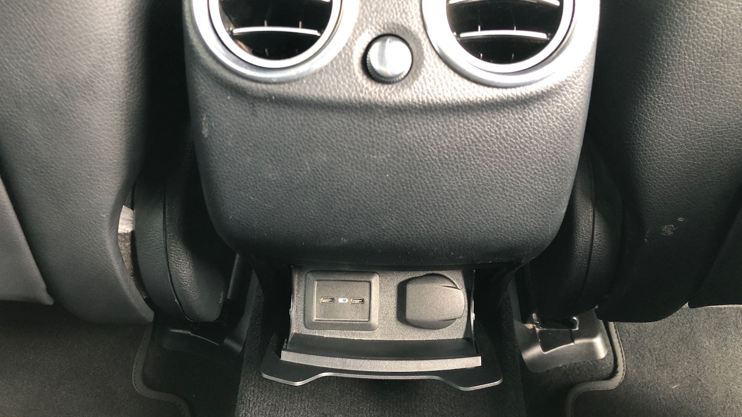 Used Mercedes-Benz GLC 2020 for sale - 76685582: Photo 25