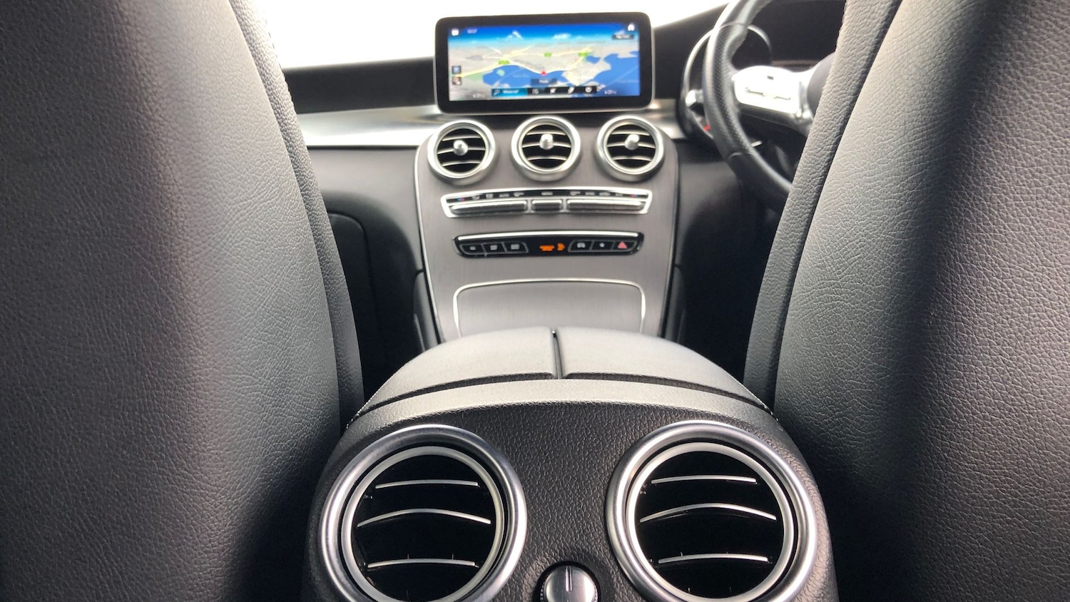 Used Mercedes-Benz GLC 2020 for sale - 76685582: Photo 26