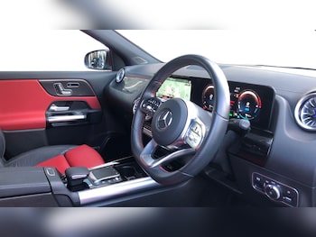 Used Mercedes-Benz GLA 2021 for sale - 76643806: Photo