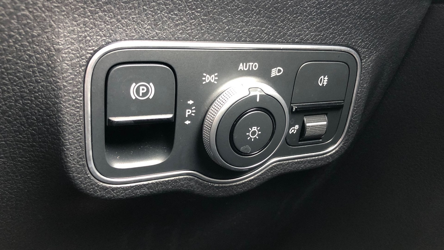 Used Mercedes-Benz GLB 2024 for sale - 76413711: Photo 33