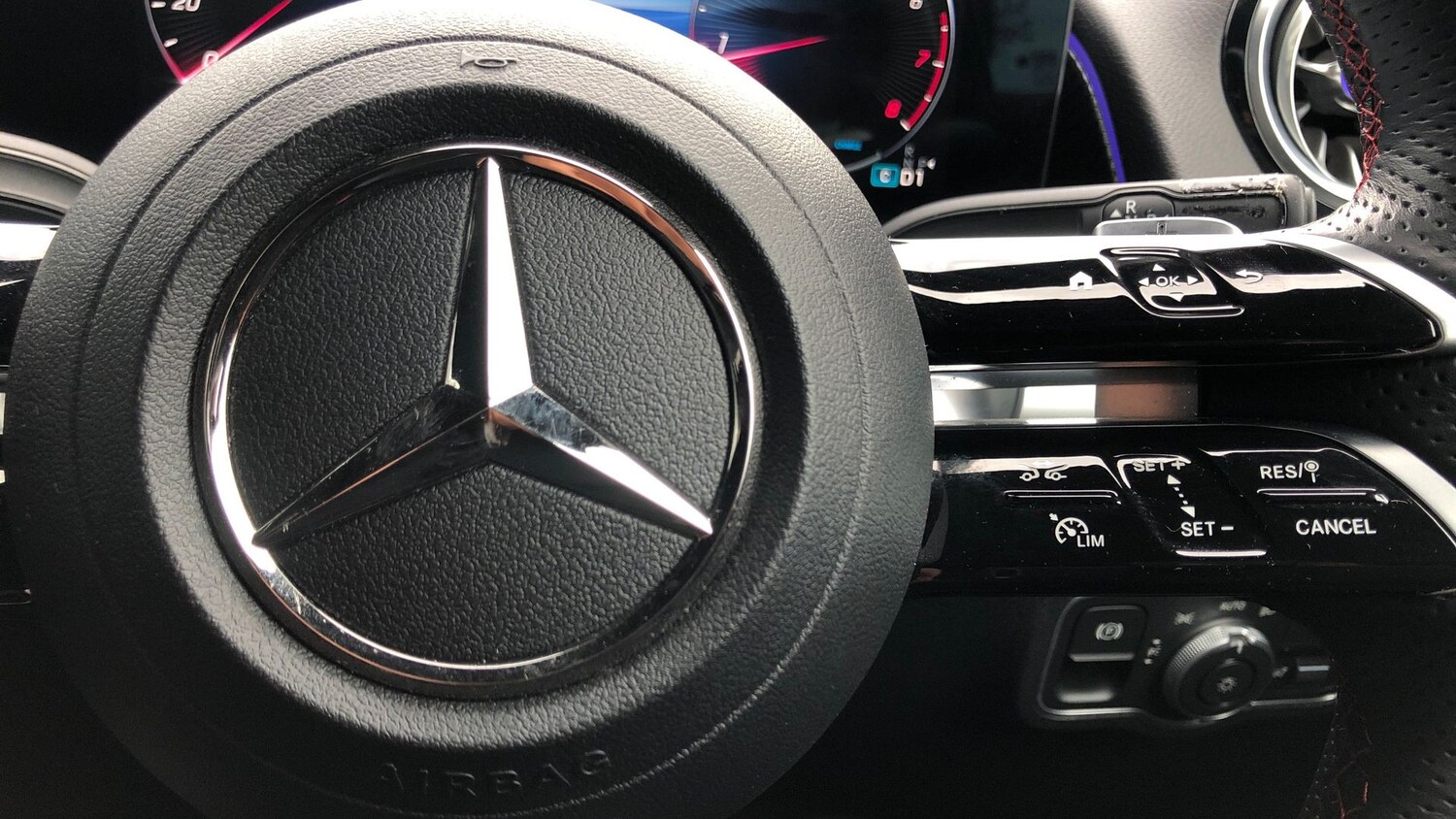 Used Mercedes-Benz GLB 2024 for sale - 76413711: Photo 34