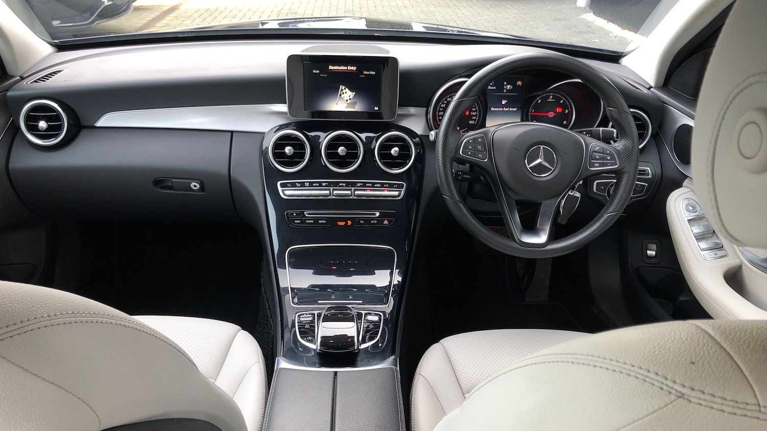 Used Mercedes-Benz C Class 2015 for sale - 77608125: Photo 18