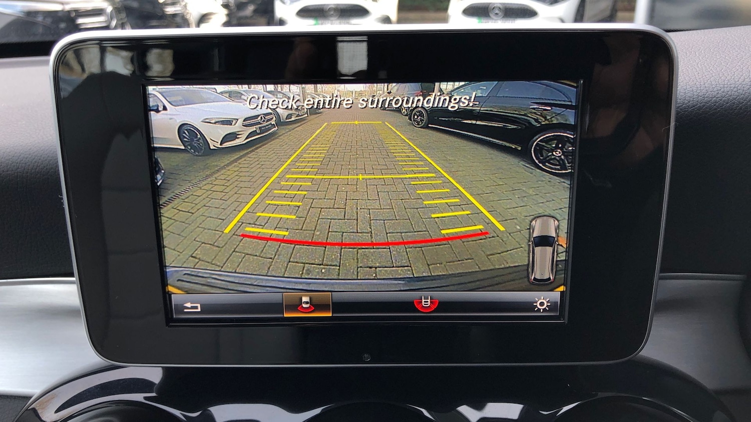 Used Mercedes-Benz C Class 2015 for sale - 77608125: Photo 28