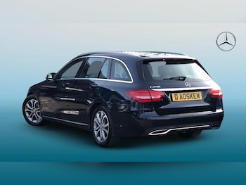 Used Mercedes-Benz C Class 2015 for sale - 77608125: Photo