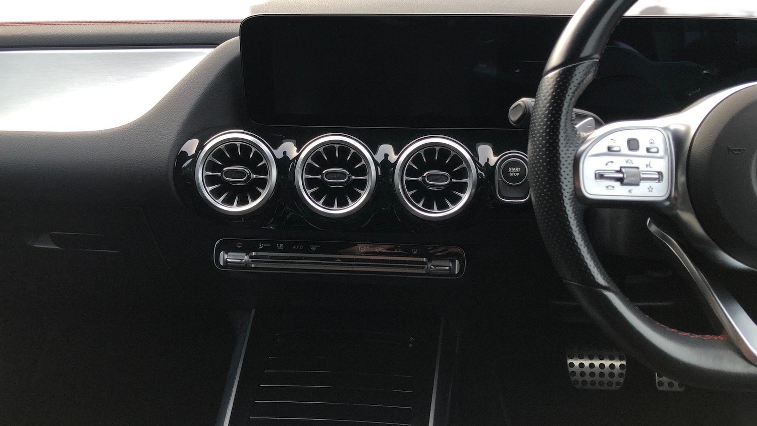 Used Mercedes-Benz EQA 2021 for sale - 76958623: Photo 10