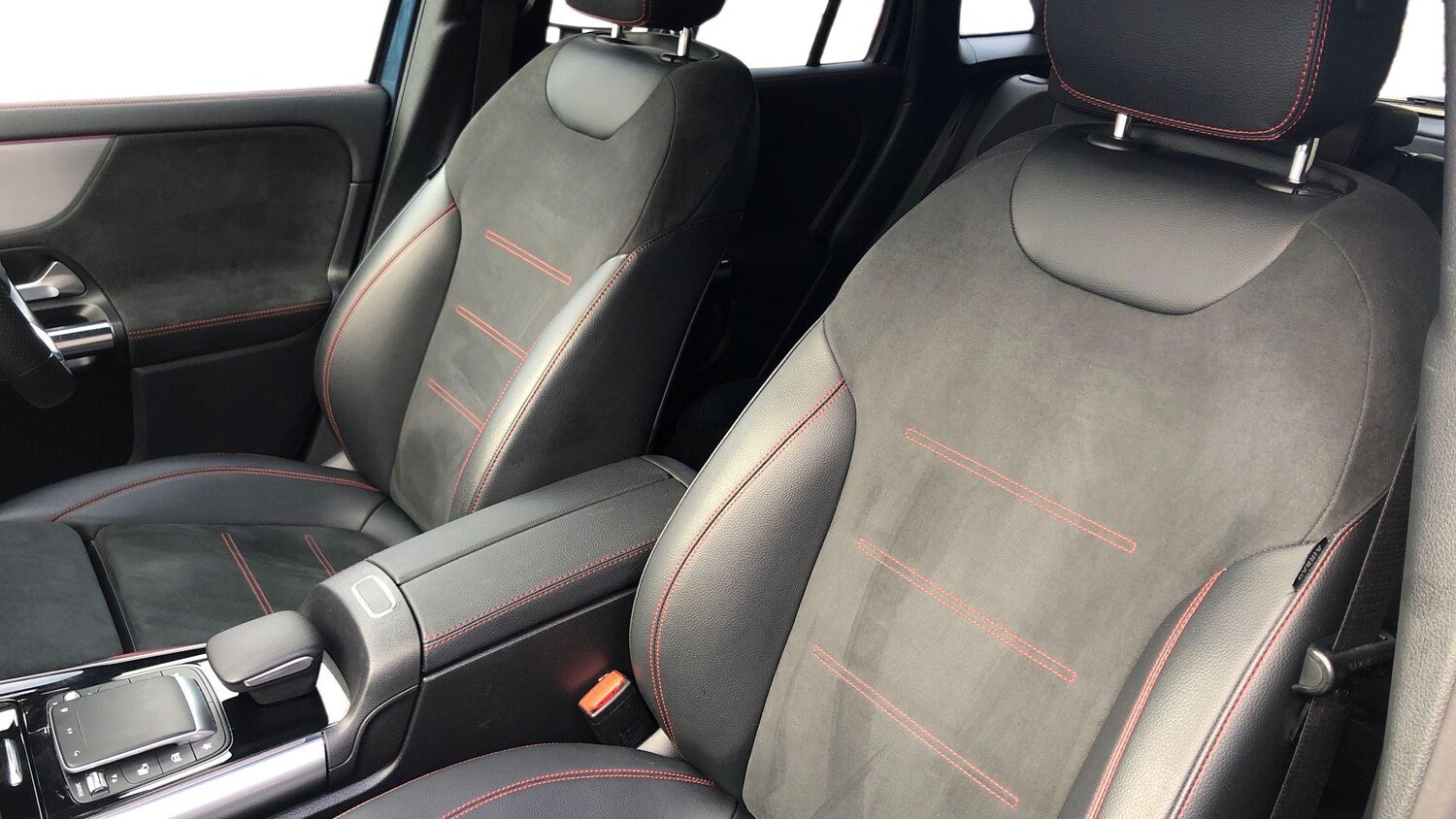 Used Mercedes-Benz EQA 2021 for sale - 76958623: Photo 11