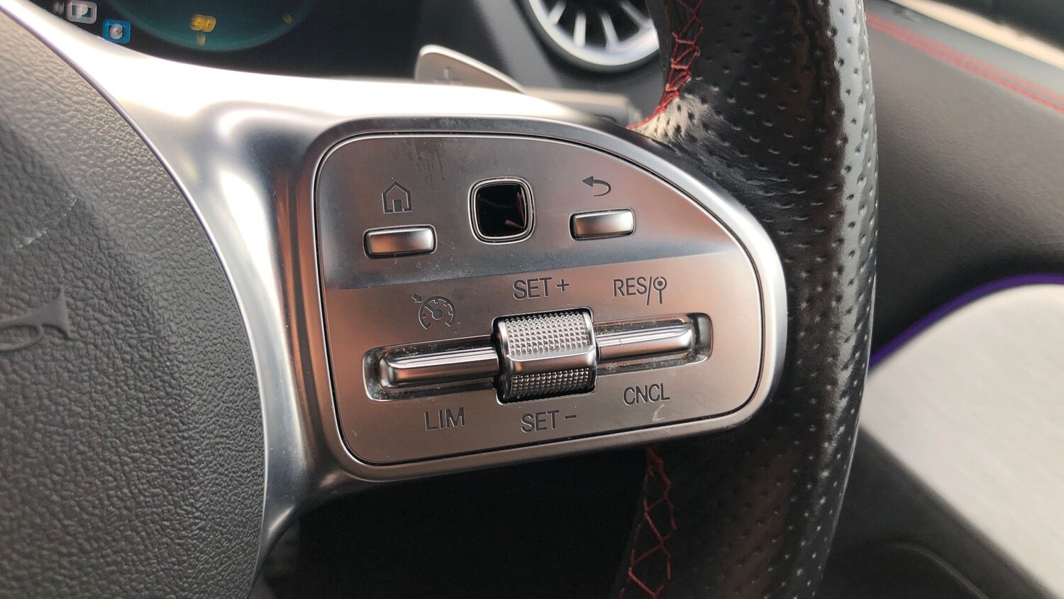 Used Mercedes-Benz EQA 2021 for sale - 76958623: Photo 24