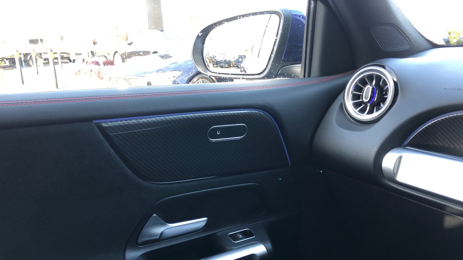 Used Mercedes-Benz GLB 2023 for sale - 77223117: Photo 28