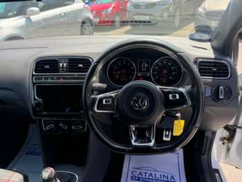 Used Volkswagen Polo 2015 for sale - 75135201: Photo