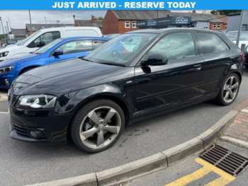 2012 (12) - 2.0 TFSI Black Edition Hatchback 3dr Petrol S Tronic quattro Euro 5 (200 ps