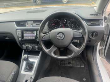 Used Skoda Octavia 2015 for sale - 74885221: Photo