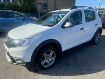 Used Dacia Sandero Stepway 2017 for sale - 74495054: Photo