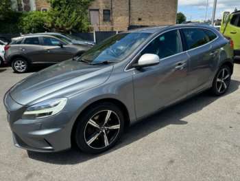 Used Volvo V40 2018 for sale - 75025114: Photo