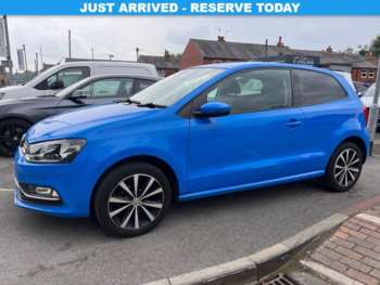 Used Volkswagen Polo 2015 for sale - 74904161: Photo