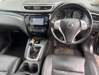 Used Nissan Qashqai 2015 for sale - 75062273: Photo