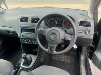Used Volkswagen Polo 2011 for sale - 74898127: Photo