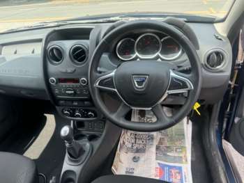 Used Dacia Duster 2017 for sale - 74885109: Photo