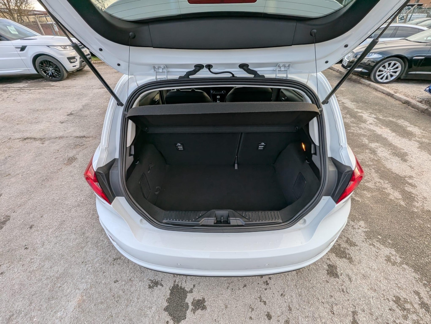Vehicle 27