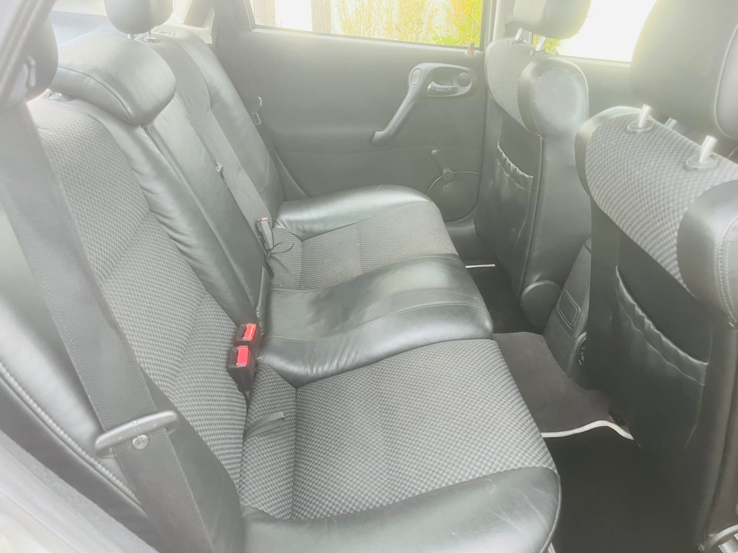 Used Vauxhall Vectra 2002 for sale - 78209919: Photo 9