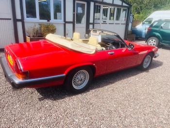 Used Jaguar XJS 1989 for sale - 79605464: Photo
