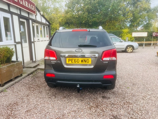 Used Kia Sorento 2010 for sale - 76330153: Photo 5