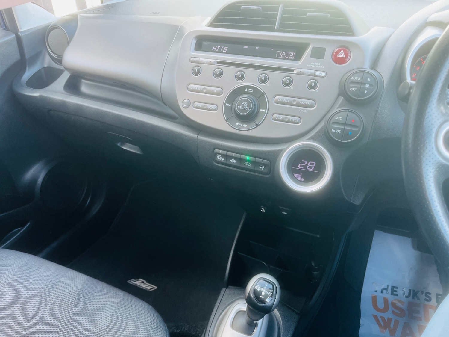 Used Honda Jazz 2009 for sale - 77392335: Photo 11